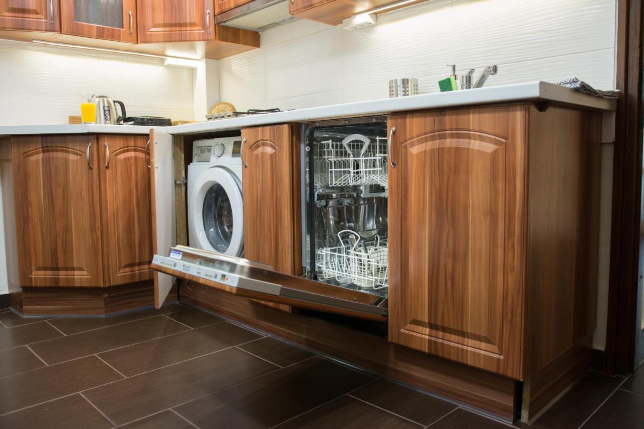 Cork Apartman Eger Exteriör bild